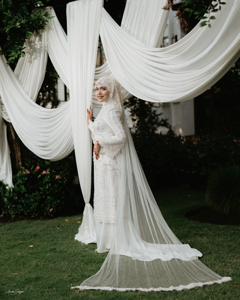 Indah & Habibi